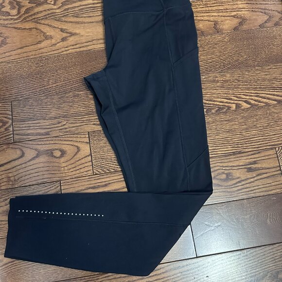 Fast and Free High-Rise Tight 25” Pockets - Picture 6 of 9